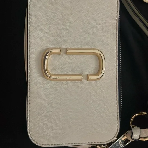 Marc Jacobs | Bags | Marc Jacobs White Crossbody Bag With  display picture 1
